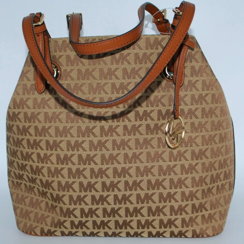 NWT Michael Kors Jet Set GrabPurse Tote Canvas Logo new with tag and dust bag